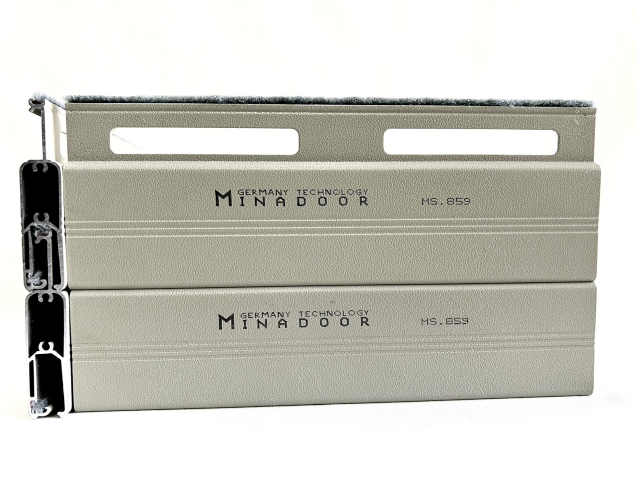 Cửa cuốn Đức MN859