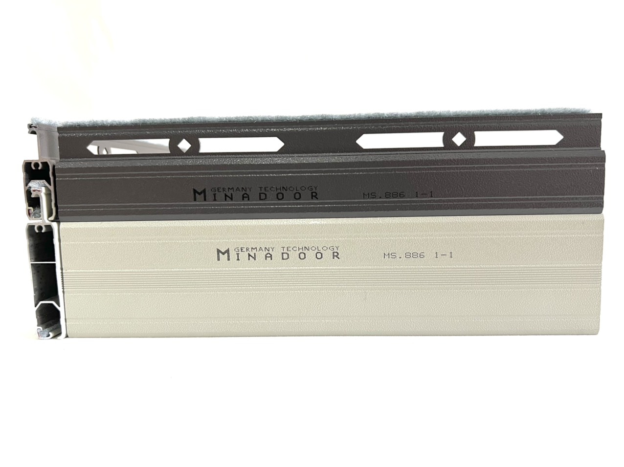 Cửa cuốn Đức MN 886 1-1